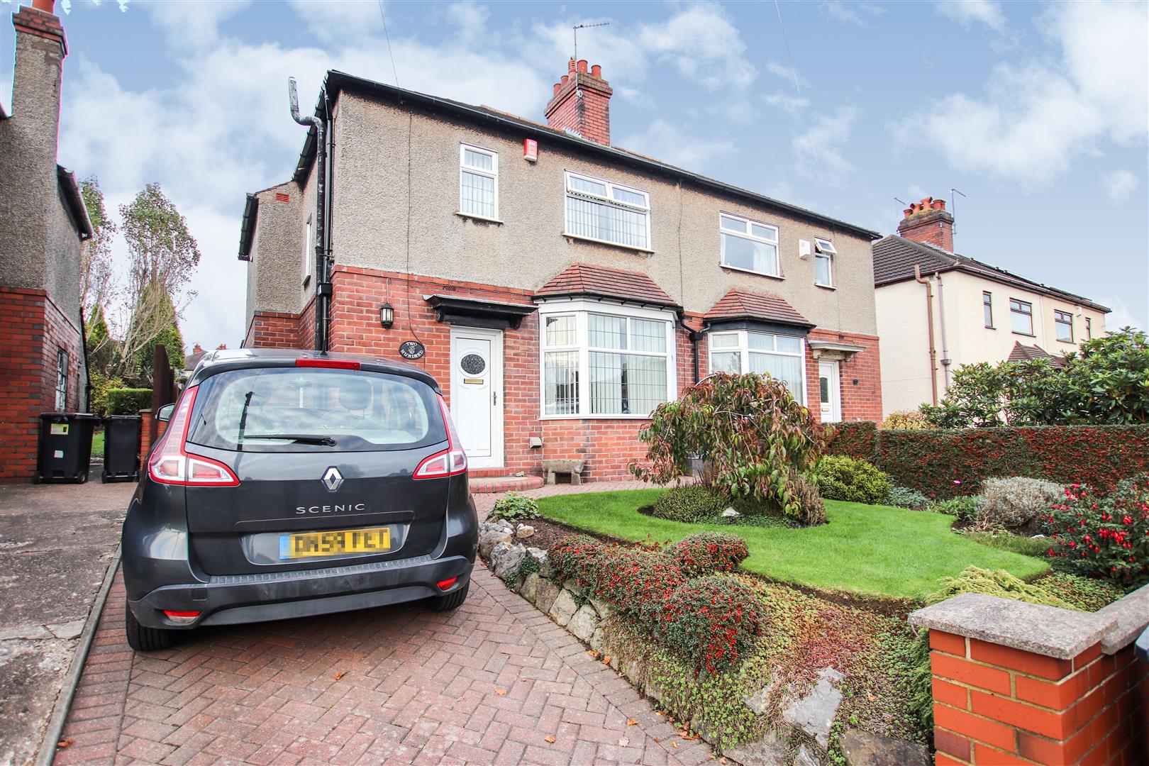 Latest Properties Bob Gutteridge Estate Agents and Valuers